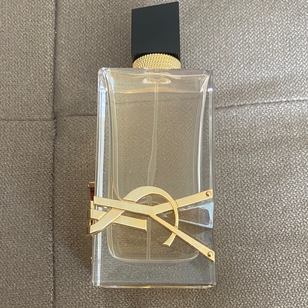YSL Libre 3 OZ classic scent only used a couple of times. Pretty full.